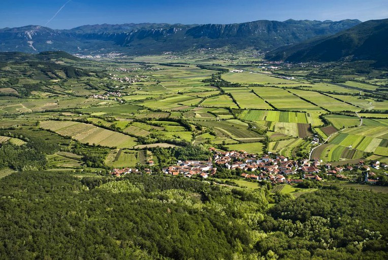 Cabins (Vipava, Gorizia, Slovenia)