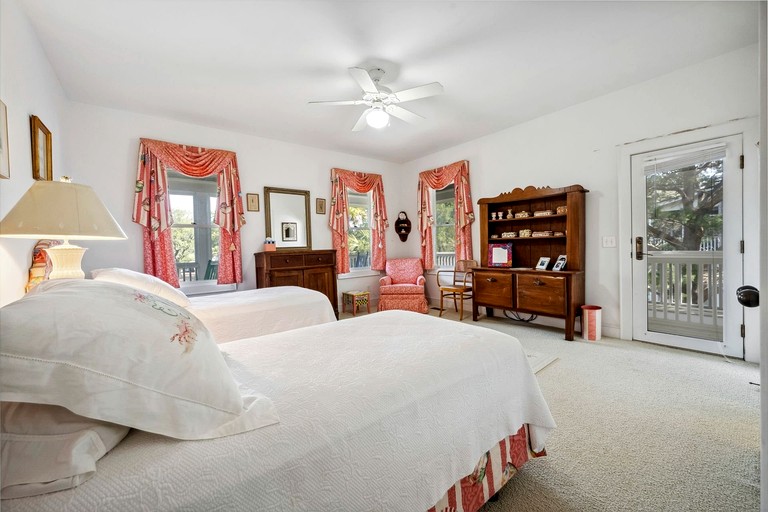 Beach Houses (United States of America, Georgetown, South Carolina)