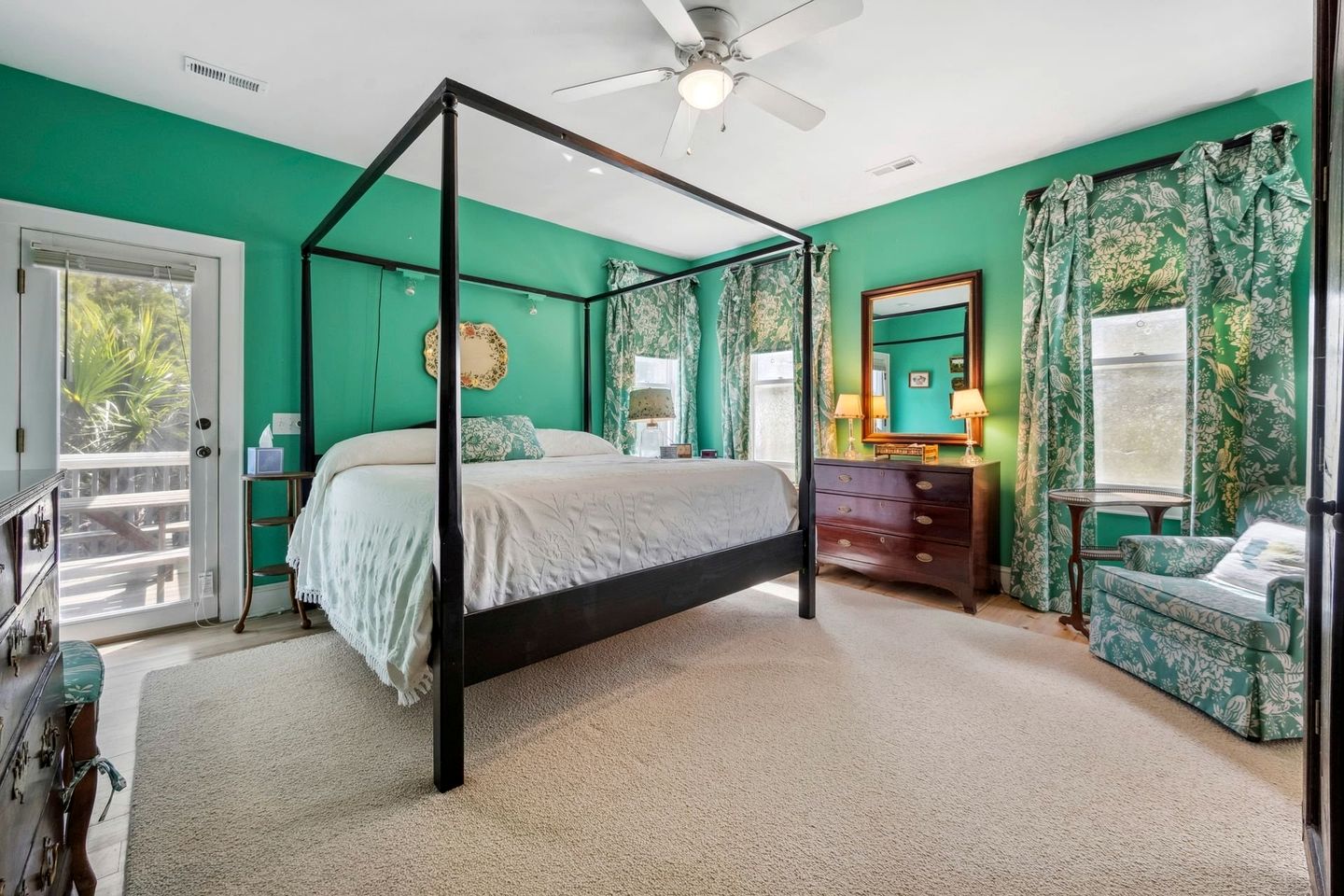 Stunning Beach House Settled Between Trees in Georgetown, South Carolina