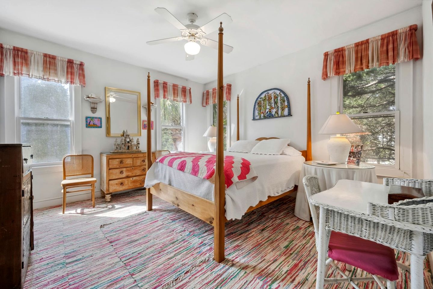 Stunning Beach House Settled Between Trees in Georgetown, South Carolina