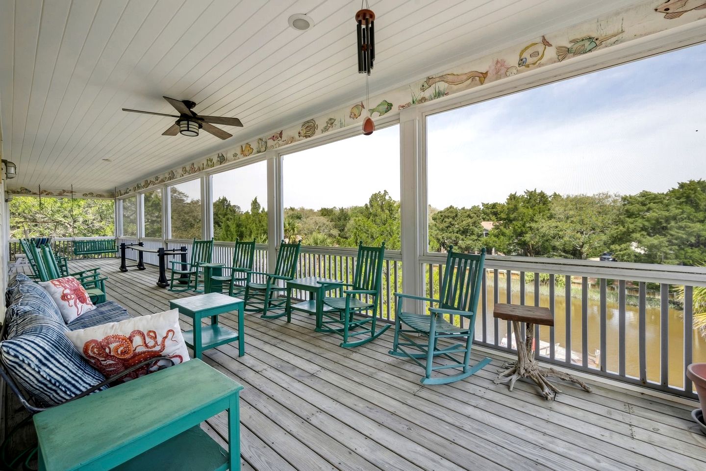 Stunning Beach House Settled Between Trees in Georgetown, South Carolina