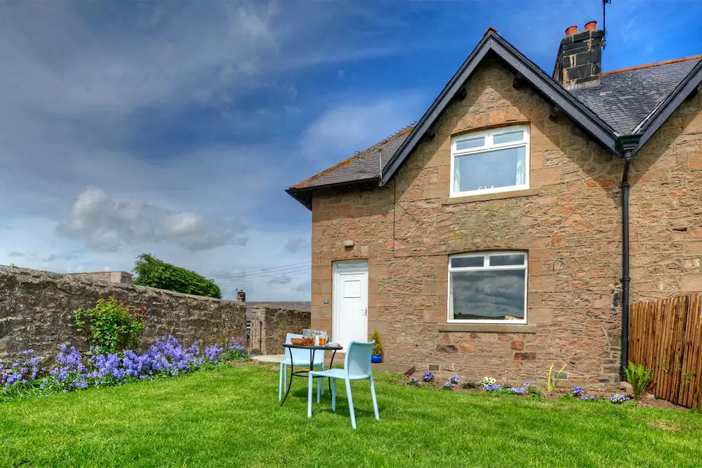 Cosy Holiday Cottage in Berwick-upon-Tweed, England