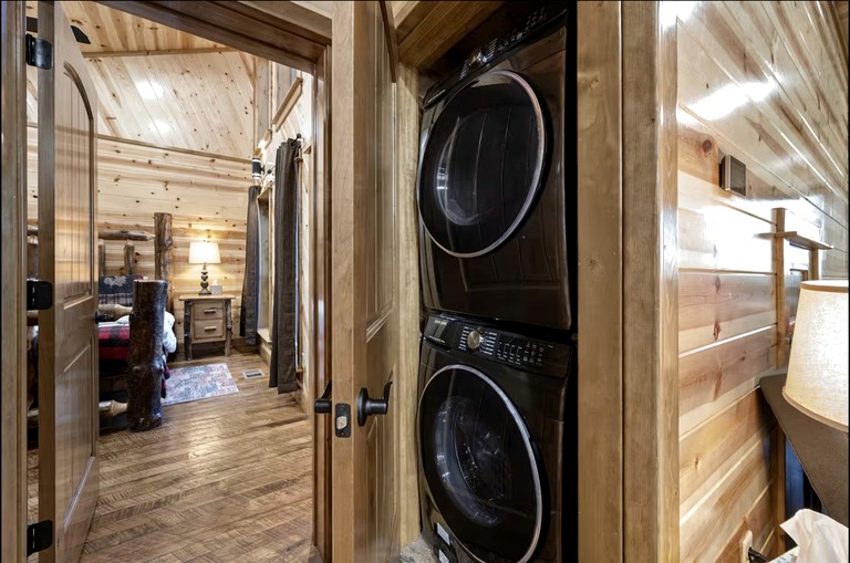 Cabins (United States of America, Broken Bow, Oklahoma)