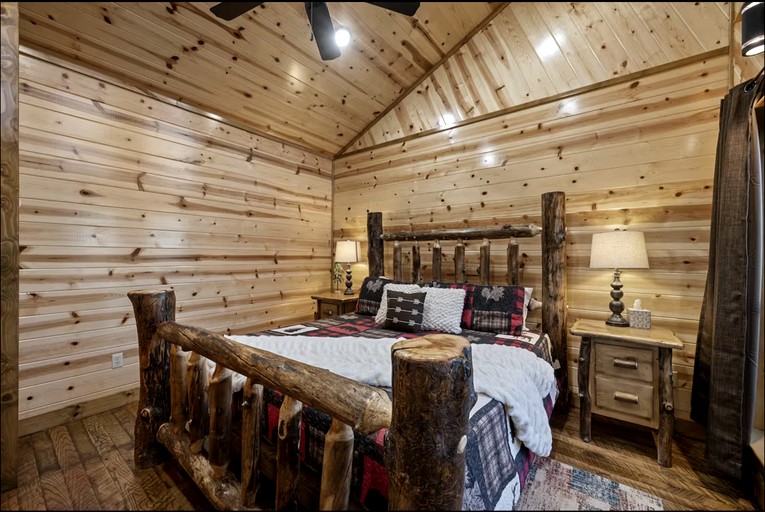 Cabins (United States of America, Broken Bow, Oklahoma)