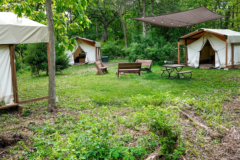 Tented Cabins (United States of America, East Troy, Wisconsin)