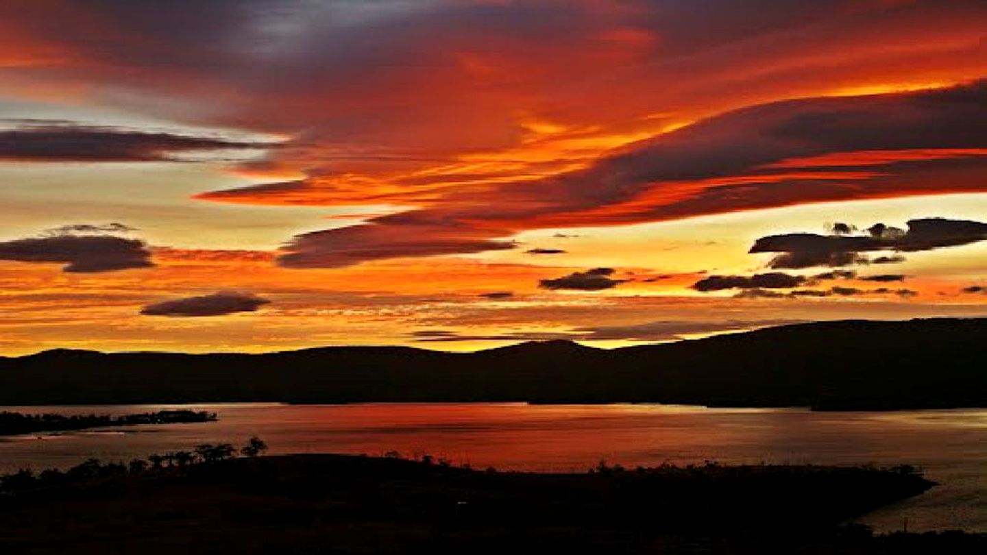 Secluded Cabin Rental with Breathtaking Views on North Bruny Island, Tasmania