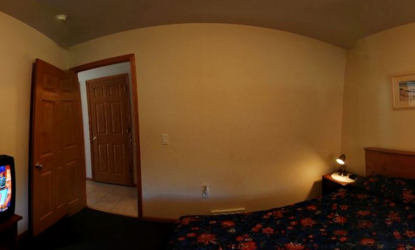 Lakefront Cabin Rental Ideal for a Family Getaway in Wisconsin Dells, Wisconsin