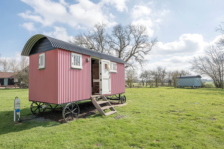 Shepherd's Hut for a Nature Escape in Boundary Farm, Framlingham