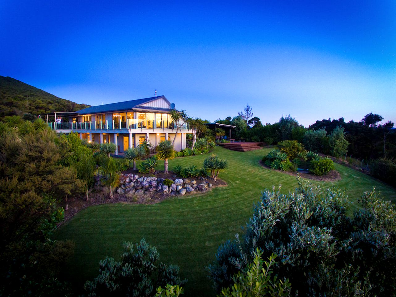 Unique Accommodation for a Couples Retreat with Ocean Views near Russell, New Zealand