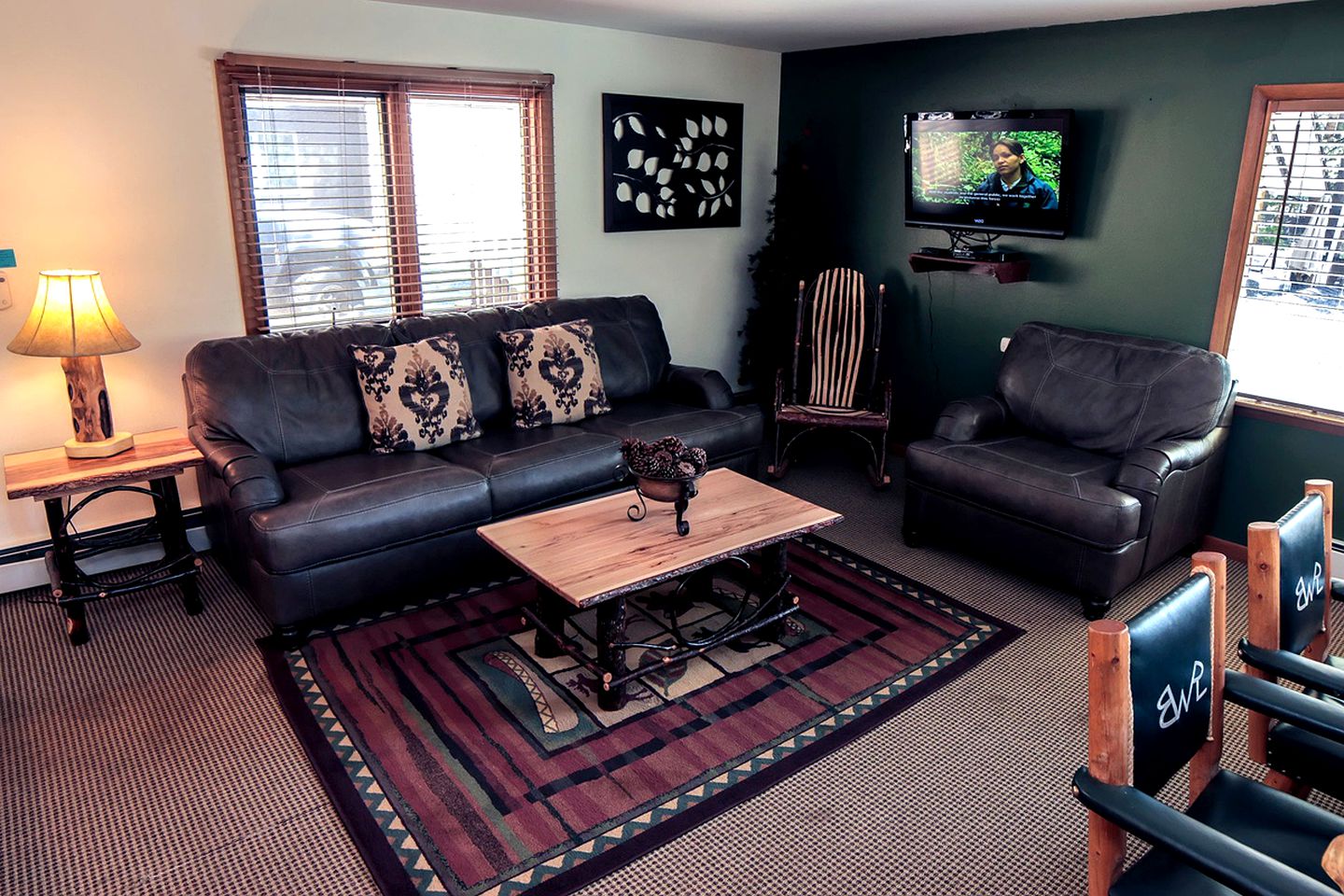 The Ultimate Nature Escape: Rustic Cabin in Estes Park, CO, near Rocky Mountain National Park