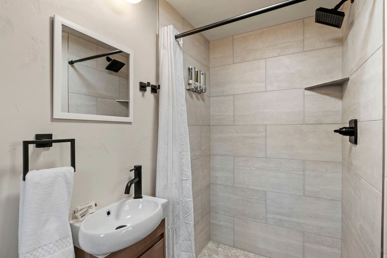 Cabins (United States of America, Colorado Springs, Colorado)