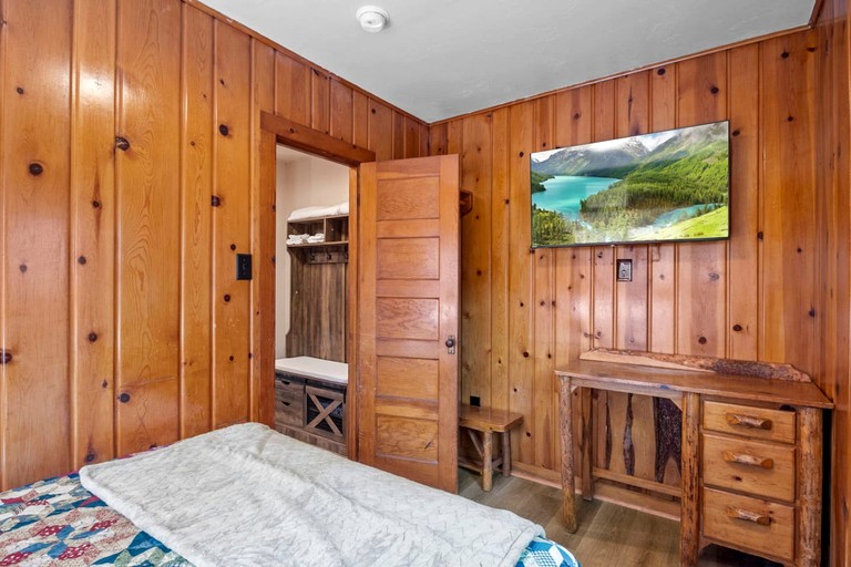 Cabins (United States of America, Colorado Springs, Colorado)