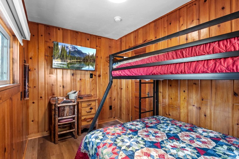 Cabins (United States of America, Colorado Springs, Colorado)