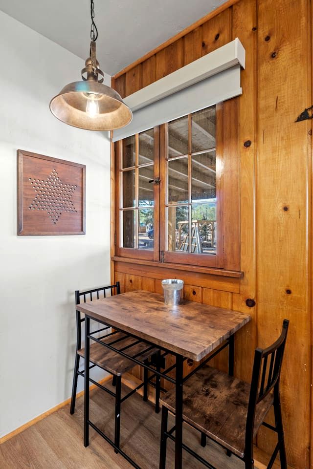 Inviting Rustic Cabins with Outdoor Gathering Areas near Garden of the Gods in Colorado Springs, Colorado