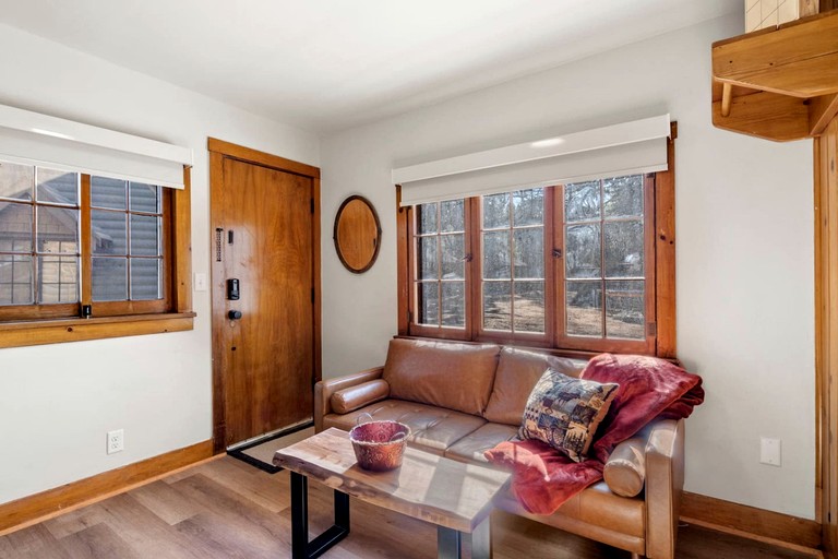 Cabins (United States of America, Colorado Springs, Colorado)