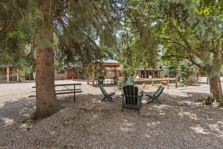 Cabins (United States of America, Colorado Springs, Colorado)