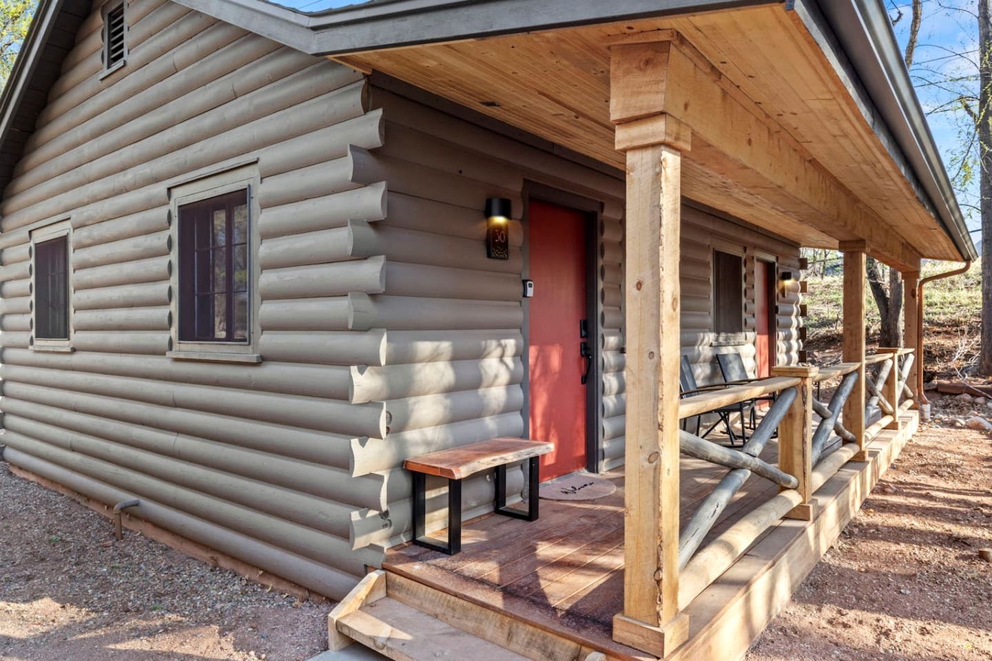 Serene Pet-Friendly Cabins with Spacious Outdoor Areas near Garden of the Gods in Colorado Springs, Colorado
