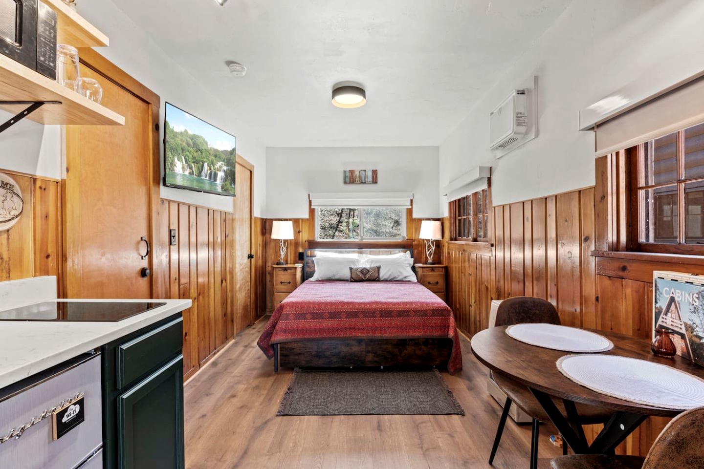 Peaceful Rustic Cabins with Pet-Friendly Amenities Near Garden of the Gods, Colorado Springs, CO