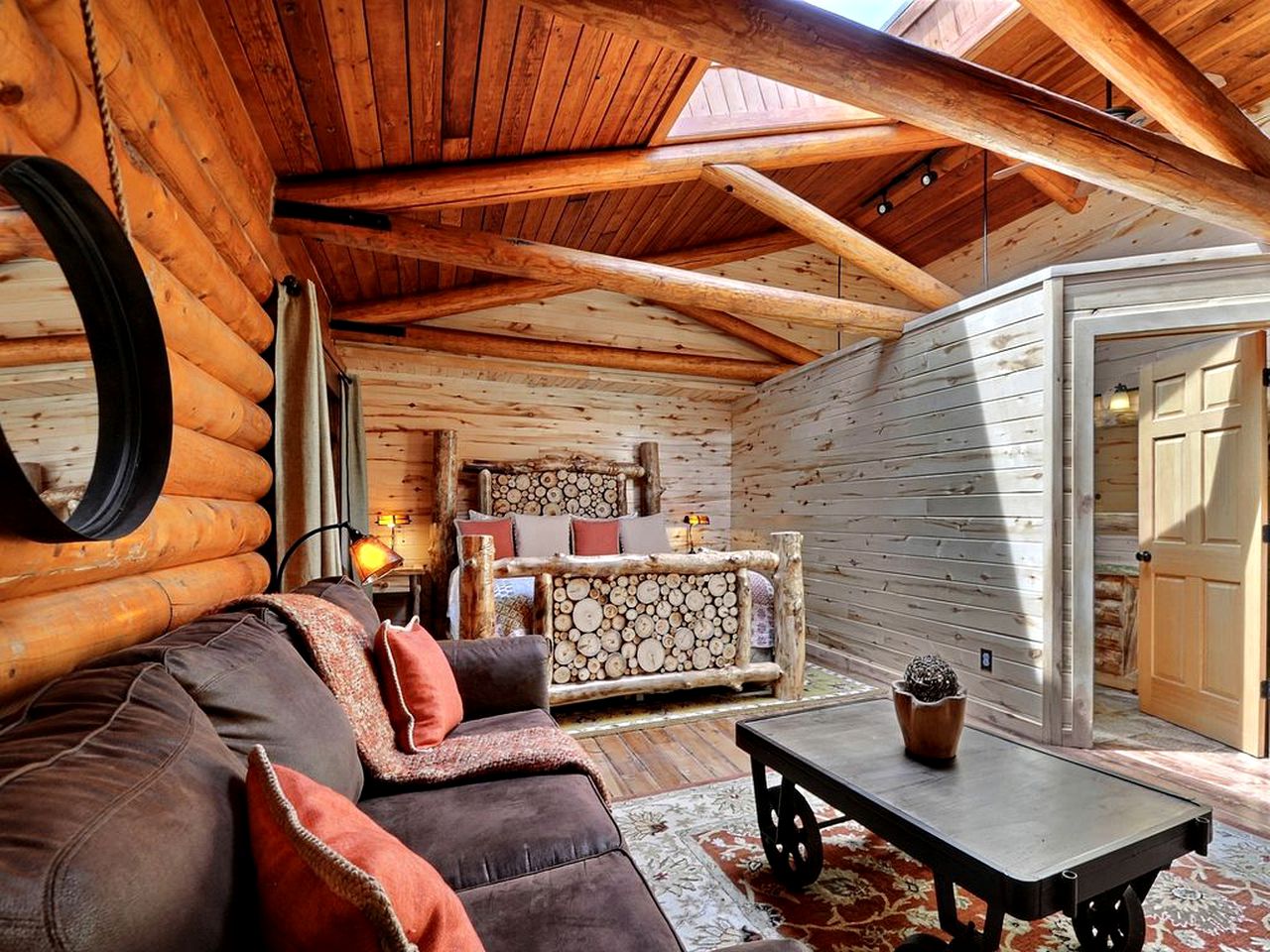 Unique Lodge Accommodation near Heber City, Utah