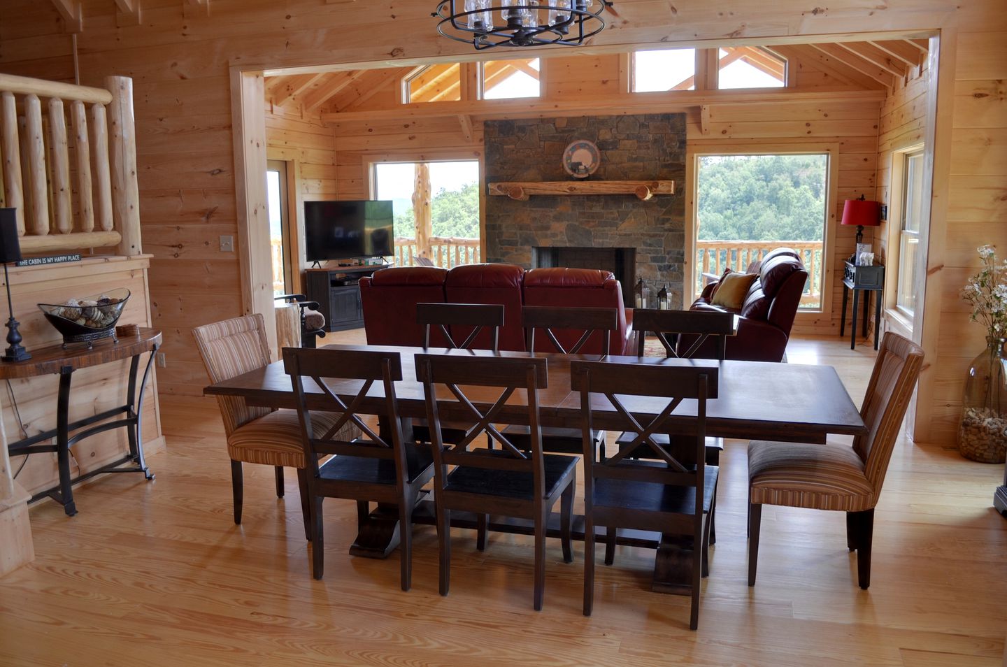 Serenity Awaits: Secluded Cabin Rental in Black Mountain, North Carolina