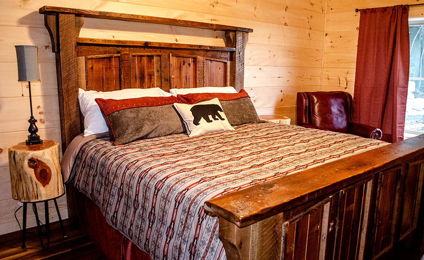 Serenity Awaits: Secluded Cabin Rental in Black Mountain, North Carolina