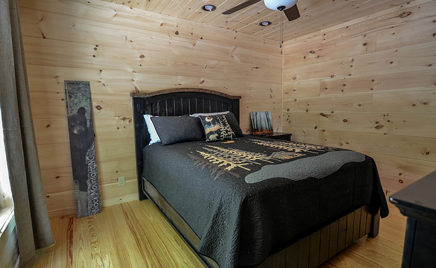 Serenity Awaits: Secluded Cabin Rental in Black Mountain, North Carolina