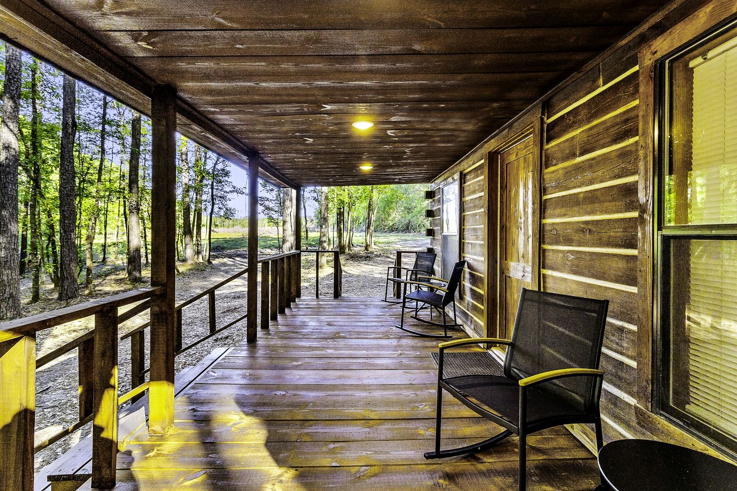 Secluded Cabin Retreat Near Big Thicket & Naskila Casino in Livingston, Texas