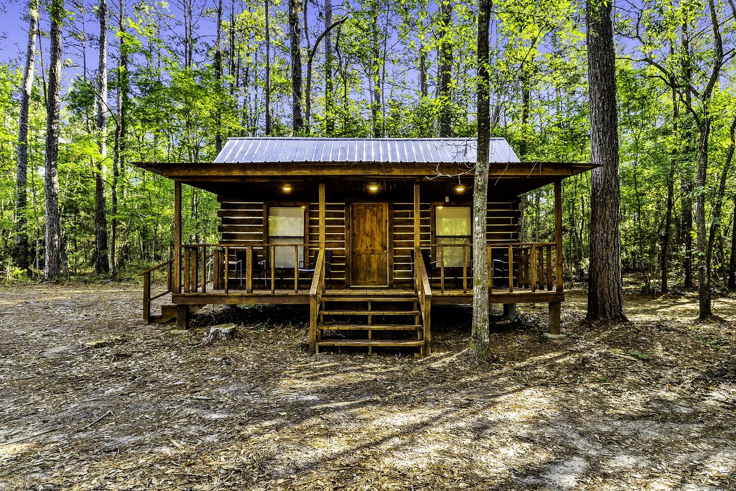 Secluded Cabin Retreat Near Big Thicket & Naskila Casino in Livingston, Texas