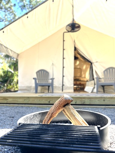 Enjoyable Secluded Tented Cabin with Fire Pit in Sarasota, Florida