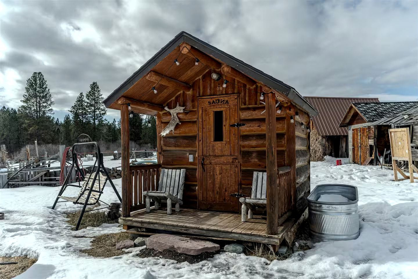 Serene Recycled Container in Big Sky Montana, Perfect for a Glamping Weekend in the Wilderness