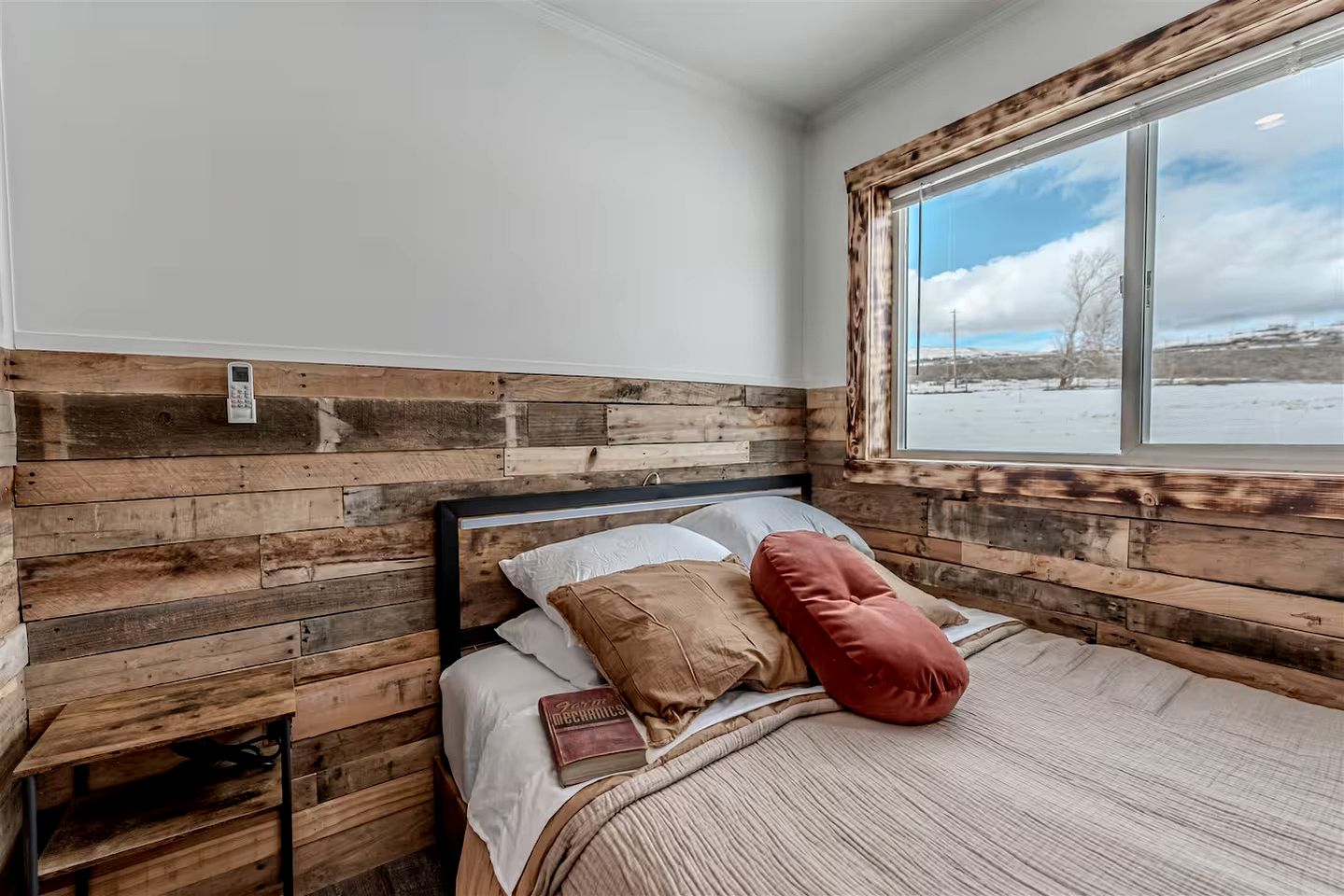 Serene Recycled Container in Big Sky Montana, Perfect for a Glamping Weekend in the Wilderness