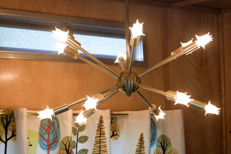 Caravans (Denison, Texas, United States)