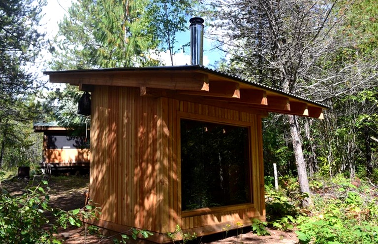 Cabins (Salmon Arm, British Columbia, Canada)