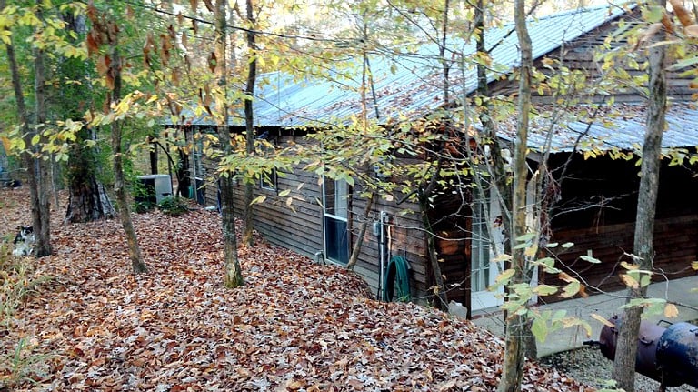 Cabins (Roxie, Mississippi, United States)