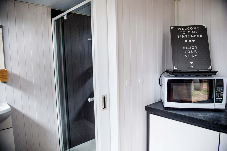 Tiny Houses (Australia, Eagleton, New South Wales)