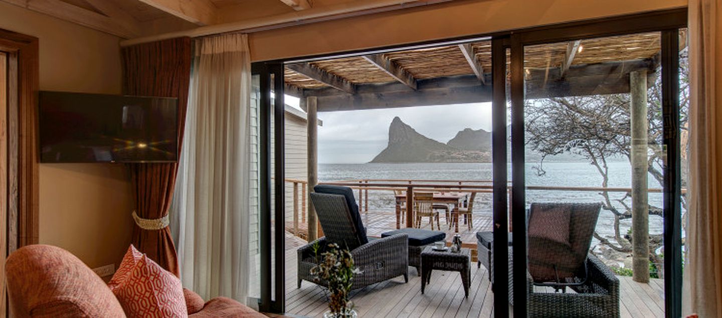 Coastal Luxury Suite Rental for Weekend Getaway to Cape Town, South Africa