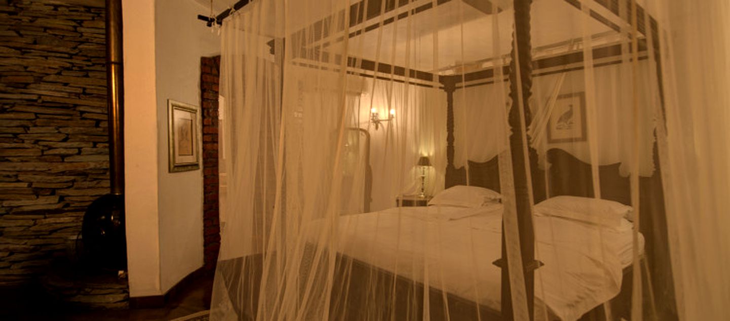 Breathtaking Safari Getaway with Gourmet Meals near Cortenburg, South Africa