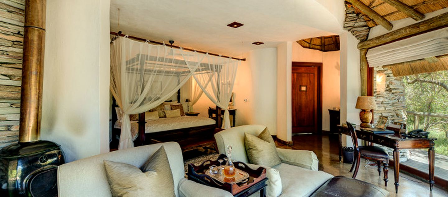 Breathtaking Safari Getaway with Gourmet Meals near Cortenburg, South Africa