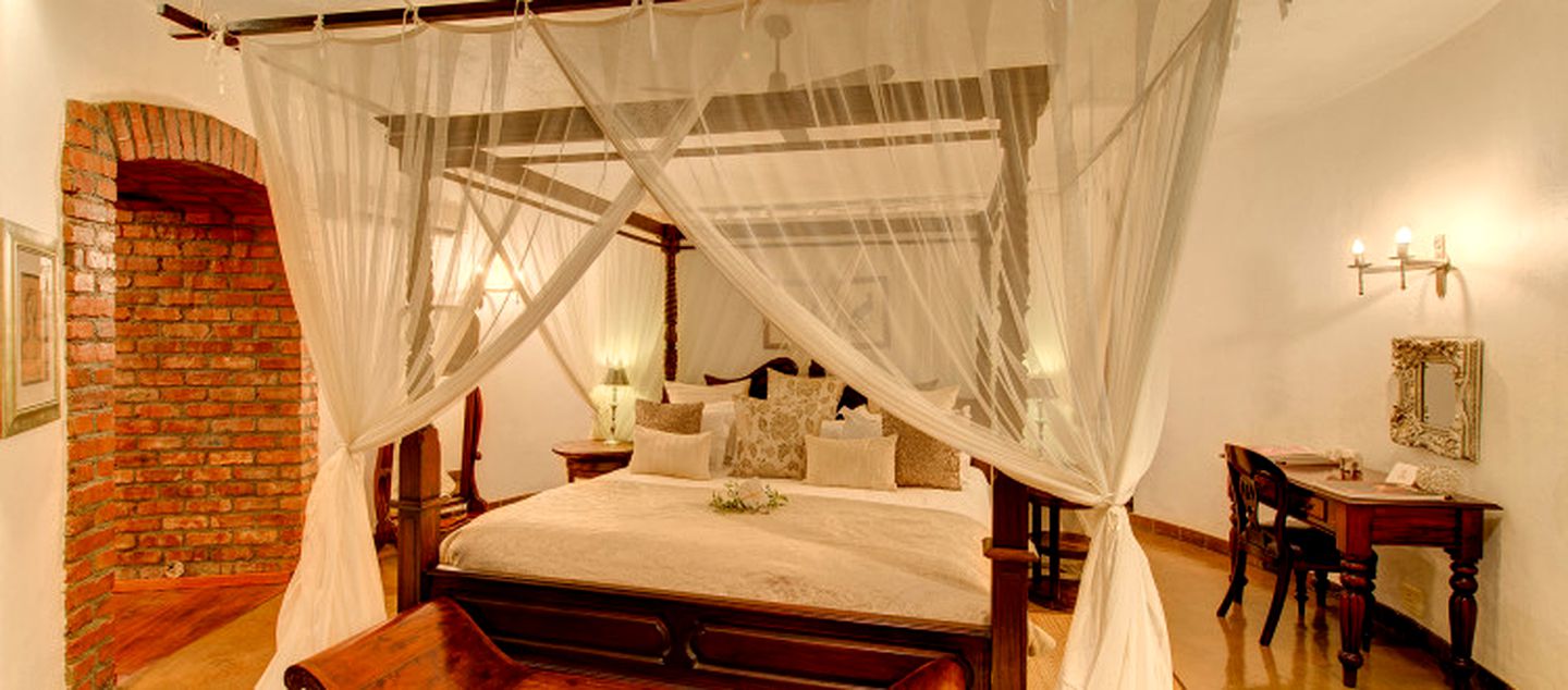 Breathtaking Safari Getaway with Gourmet Meals near Cortenburg, South Africa