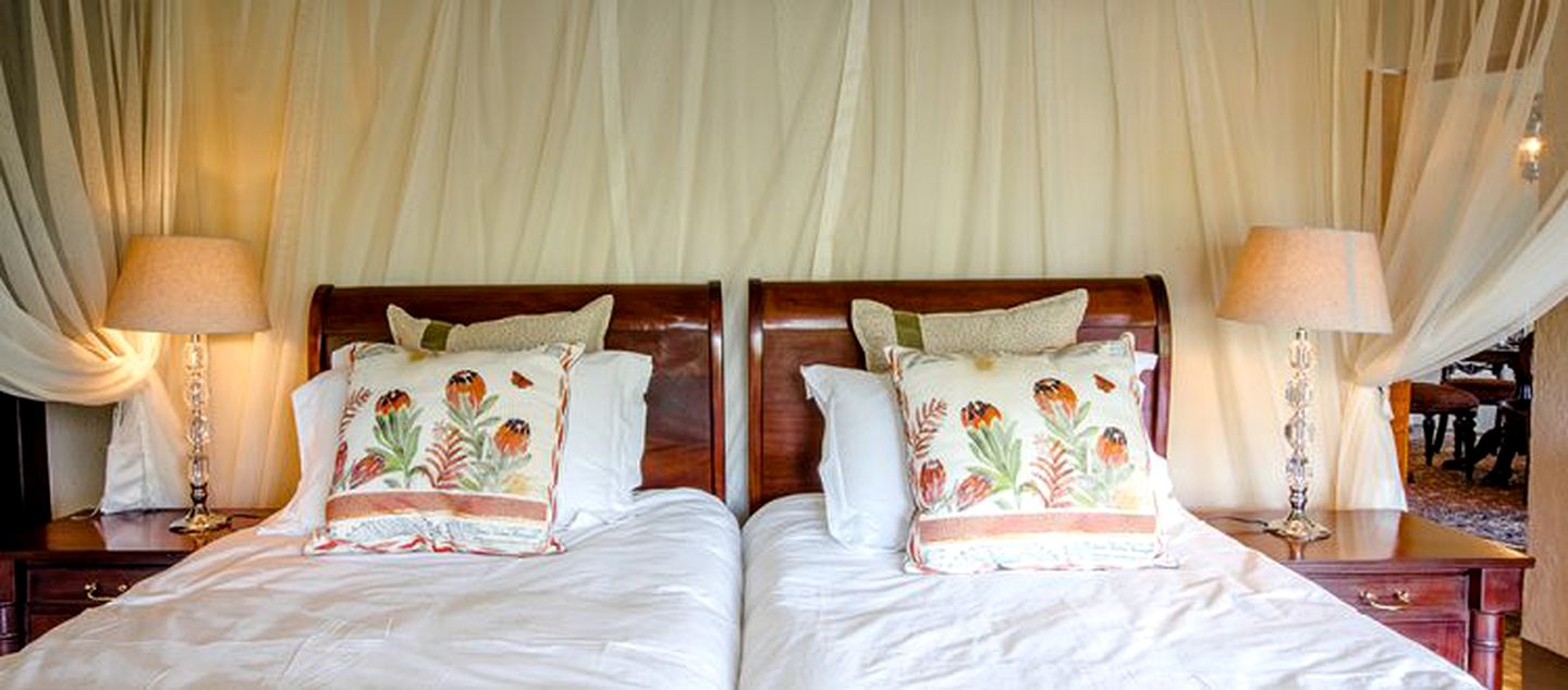 Two-Bedroom Luxury Suite Rental on Manyeleti Game Reserve in South Africa