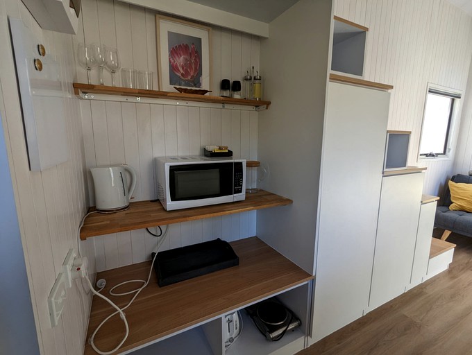 Tiny Houses (Australia, Dadswells Bridge, Victoria)