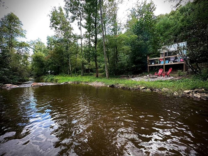 Vacation Rentals (United States of America, Purlear, North Carolina)