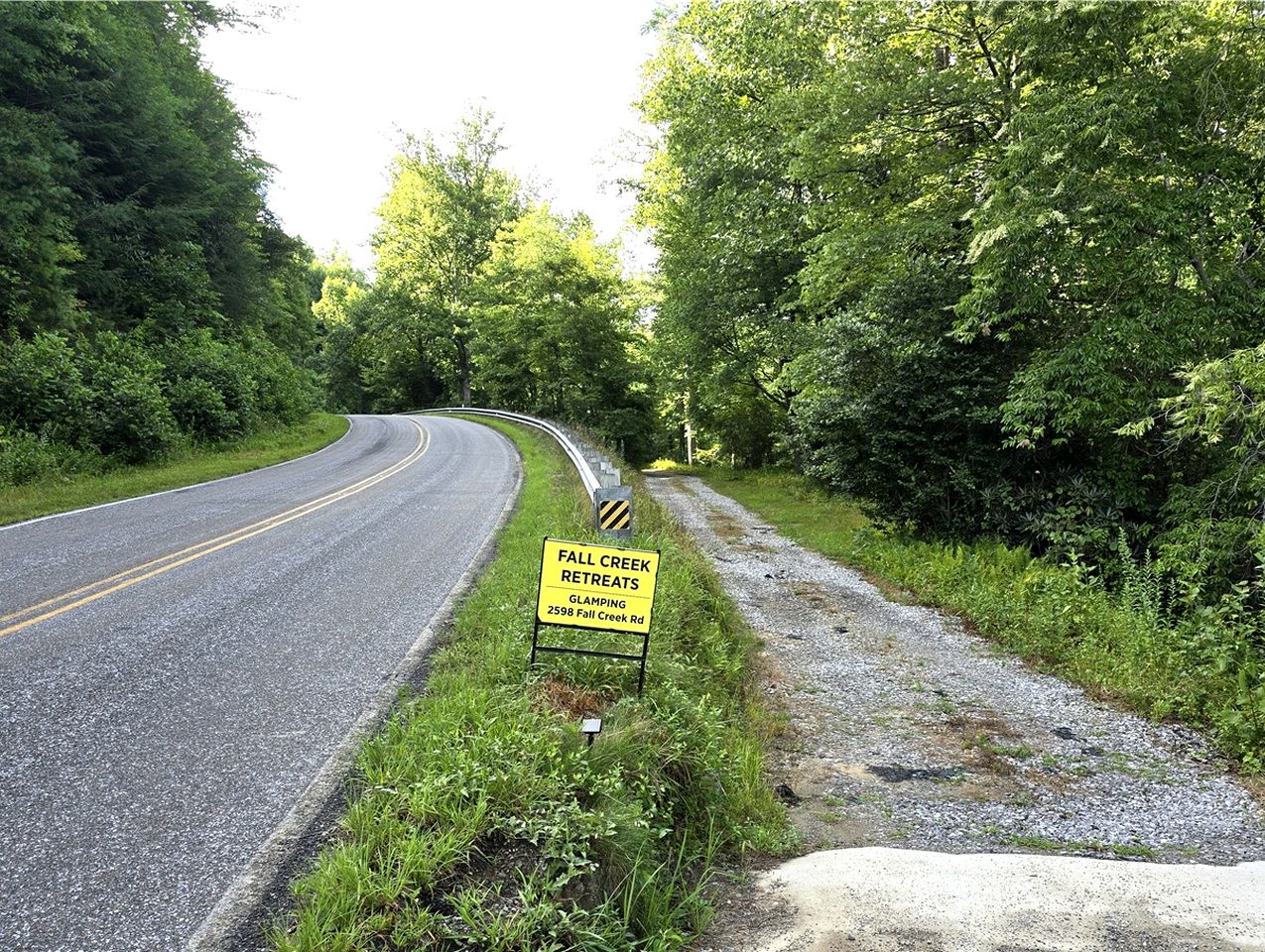 Cool A-Frame on Creek in Purlear, North Carolina