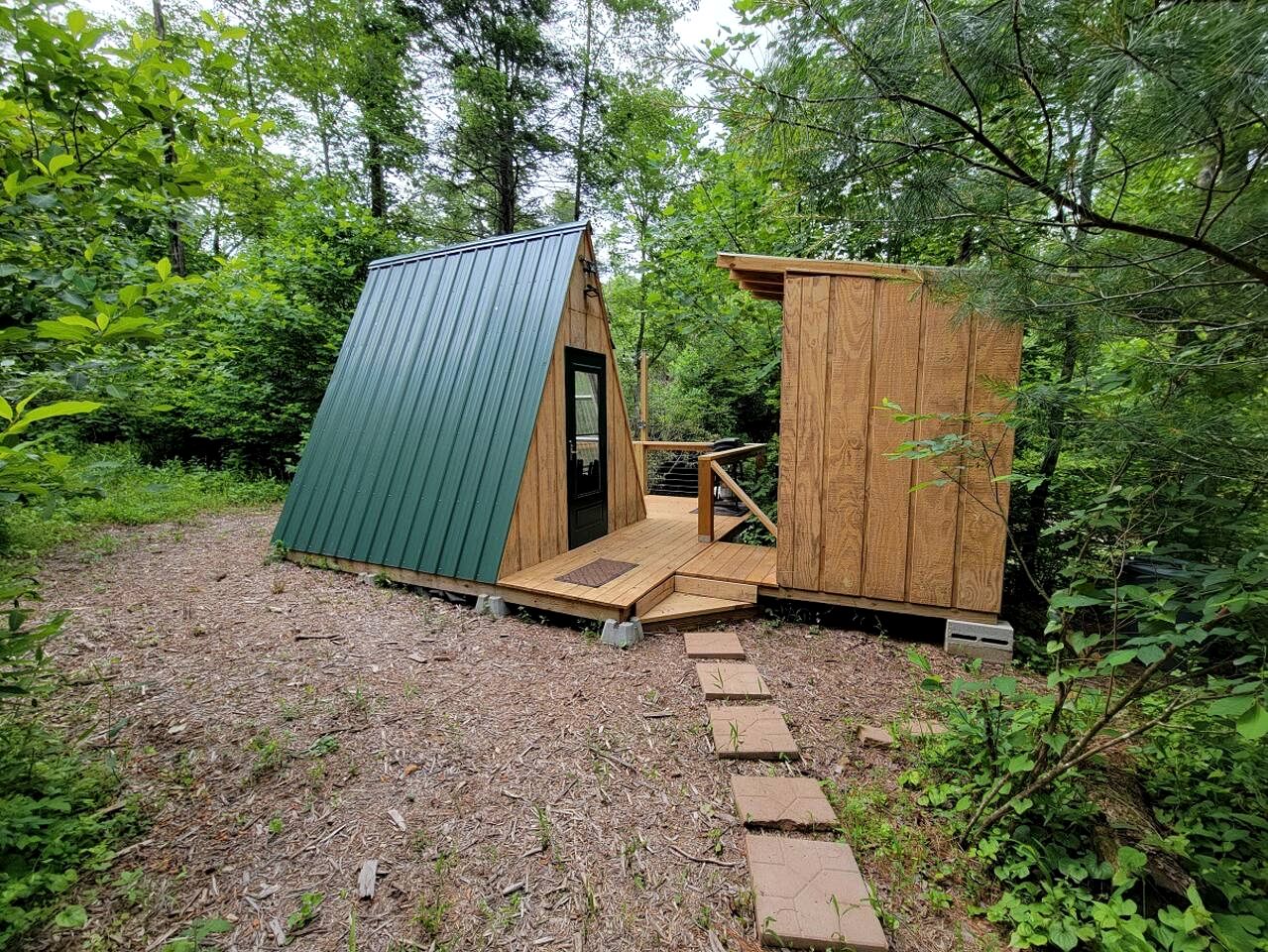 Cozy, Off-Grid A-Frame Cabin with Creek Views near Blowing Rock, Perfect for a Secluded and Relaxing Getaway