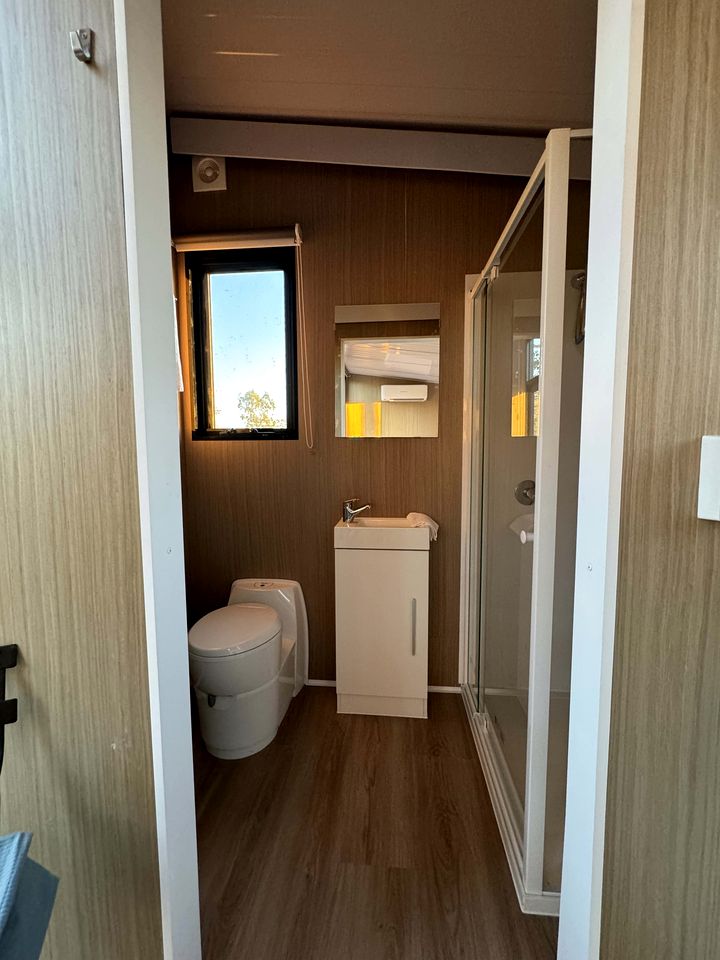 Luminous Tiny House with Beautiful Walking Trails in Queensland