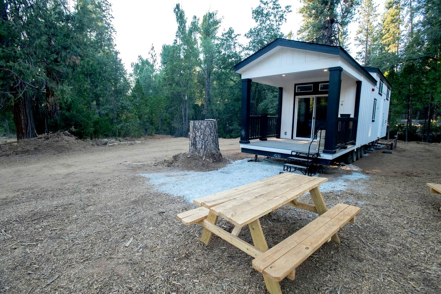 Bright Modern Tiny Retreat with Yoga Dome Near Yosemite, Groveland, California