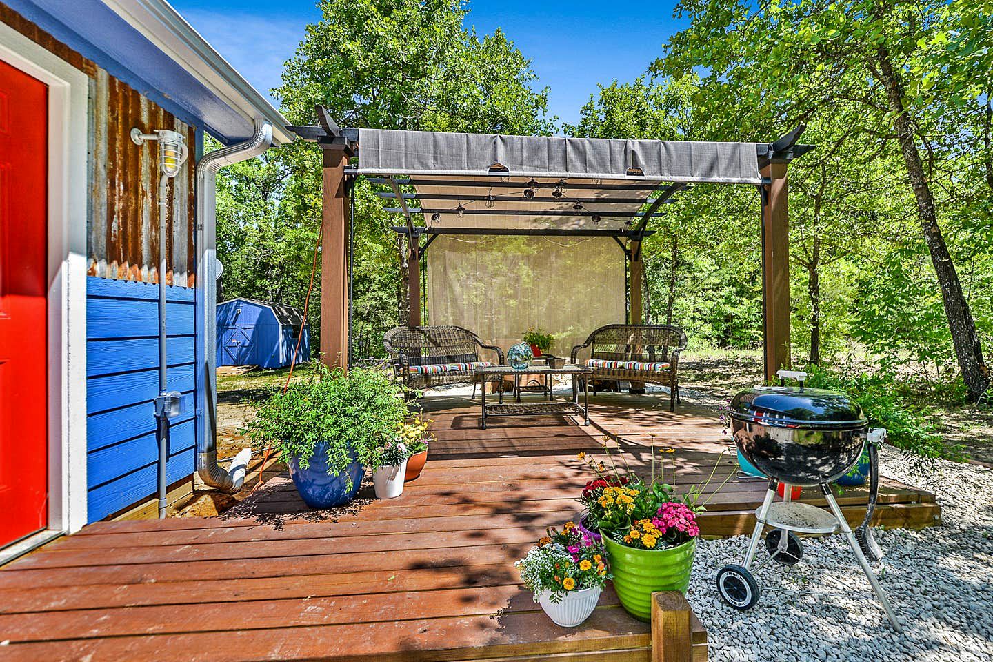 Delightfully Cozy Texas Cottage Rental Ideal for a Romantic Getaway near Dallas