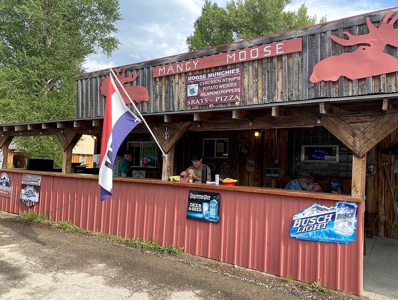 Tiny Cabin Perfect an Individual Escape with BBQ in Riverside, Wyoming