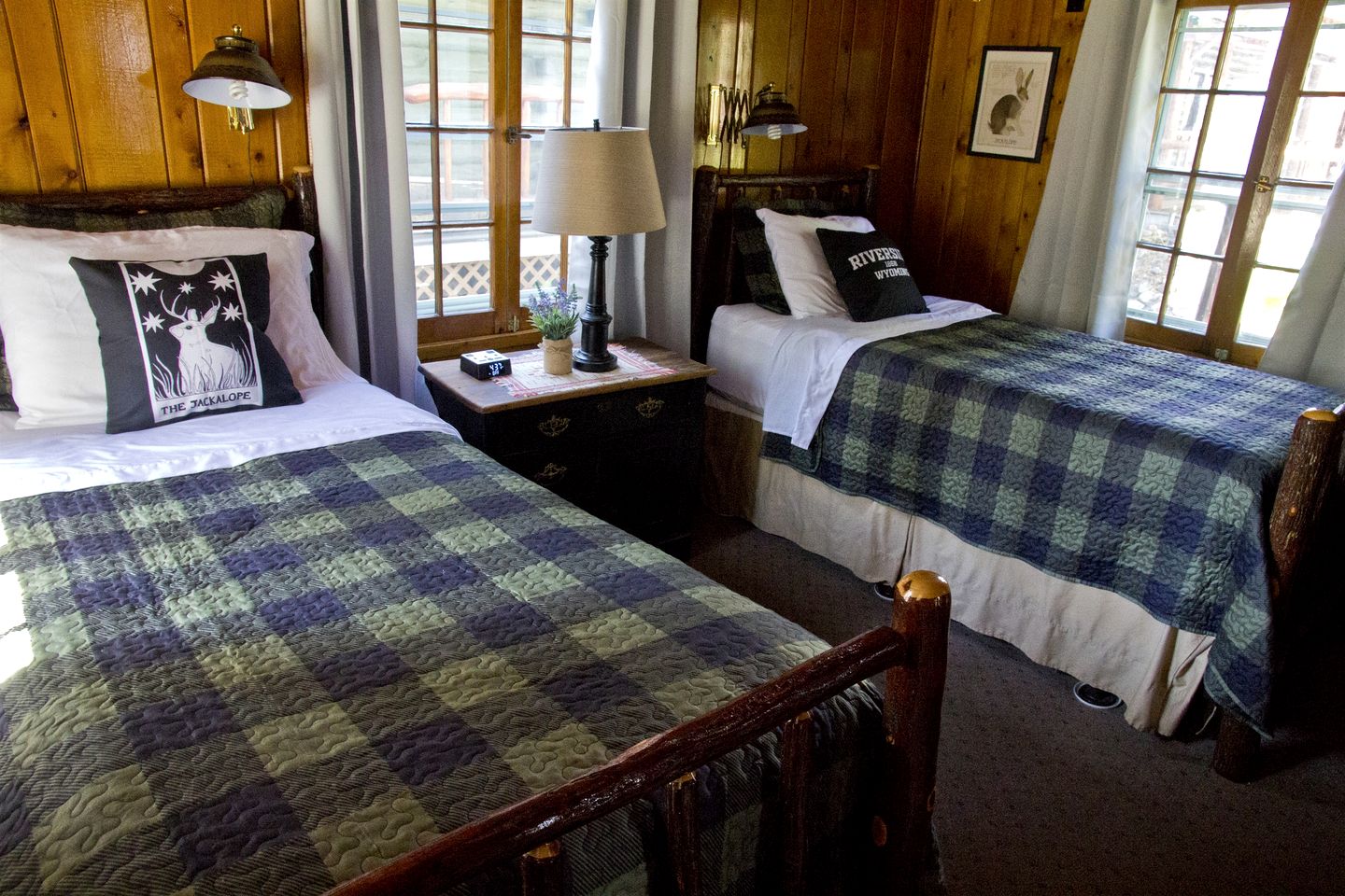 Tiny Cabin Perfect an Individual Escape with BBQ in Riverside, Wyoming