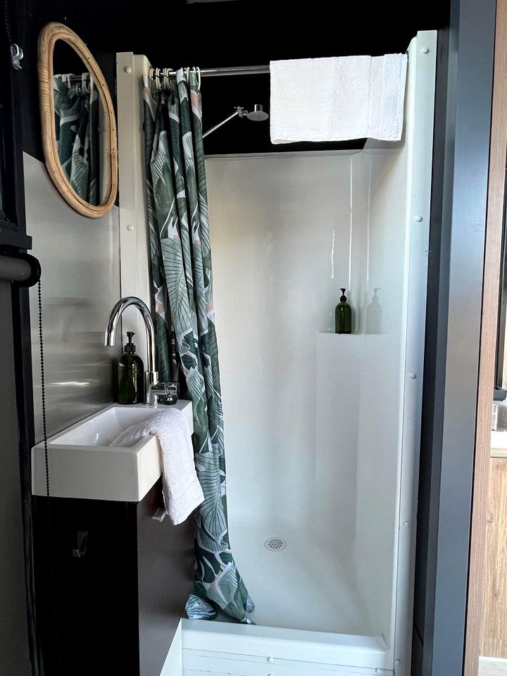 Tiny House Farm Stay for a Glamping Holiday in Bunding, Victoria